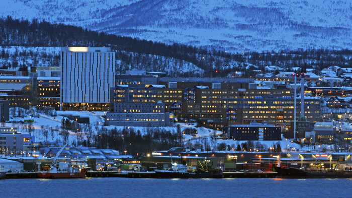 Bildet viser Tromsø med Universitetssykehuset i Nord-Norge Bildet viser Tromsø med Universitetssykehuset i Nord-Norge