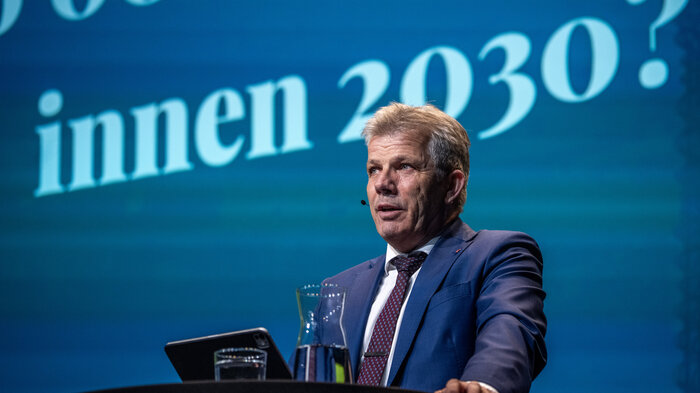Kommunal- og distriksminister Bjørnar Skjæran Bildet viser Kommunal- og distriksminister Bjørnar Skjæran