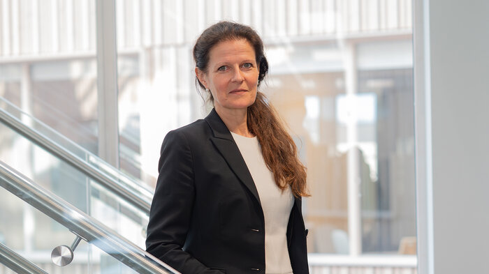 Bildet viser helsedirektør Cathrine M. Lofthus.