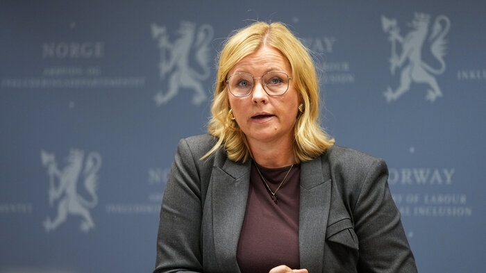 Bildet viser Arbeids- og inkluderingsminister Kjersti Stenseng (Ap)