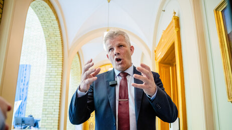 Bildet viser Bjørnar Skjæran