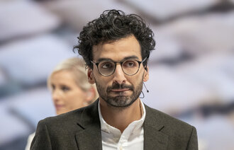 Bildet viser lege Kaveh Rashidi