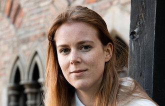 Bildet er et nærbilde av artikkelforfatter Monica Helene Nordvik Udø 