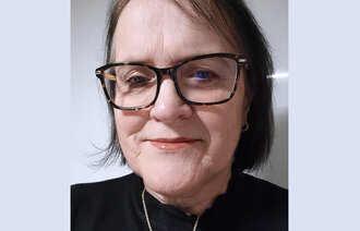 Bildet viser et portrett av Gunhild Rolandsen