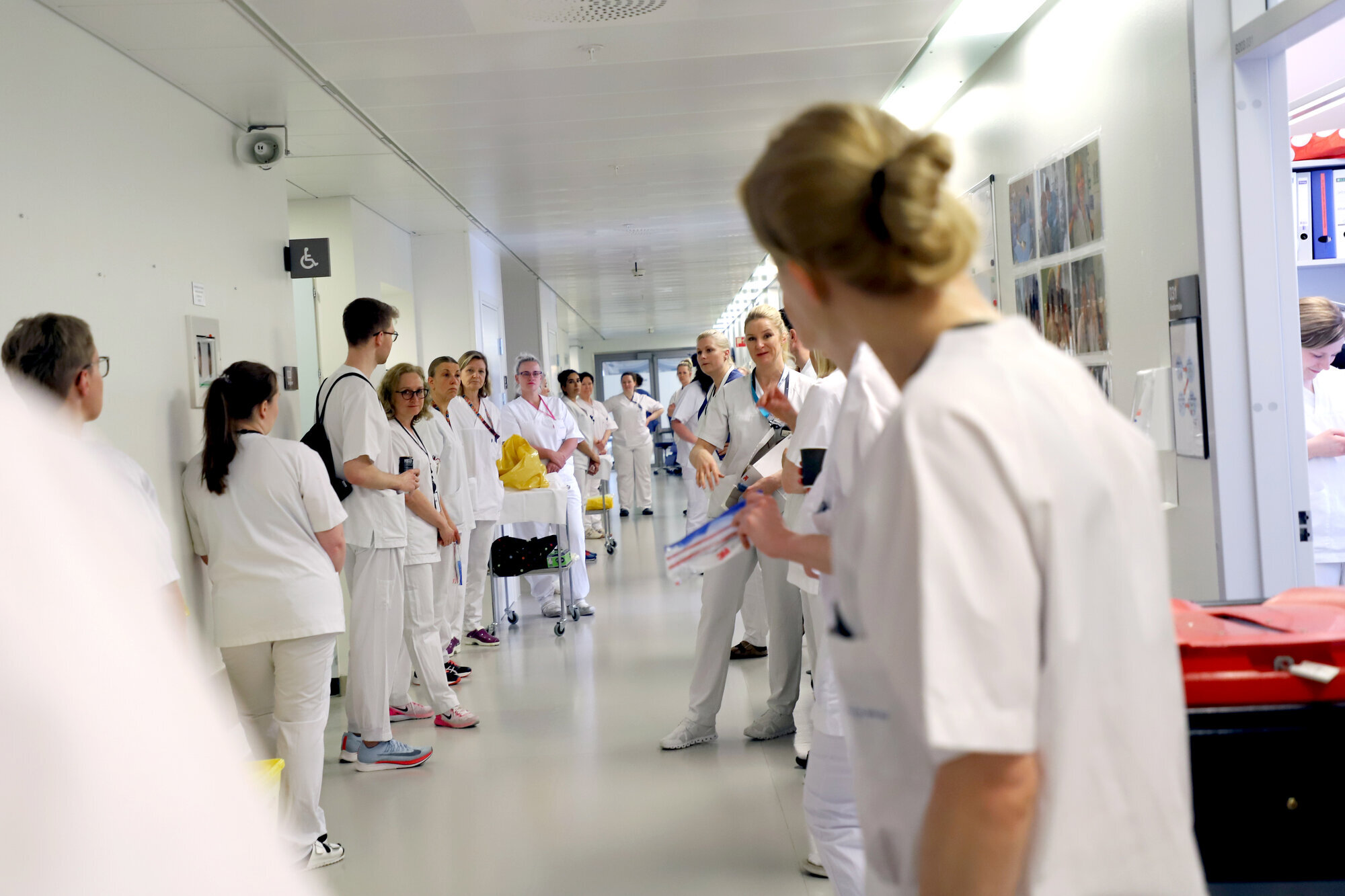 Vaktskifte, intensiv, Ahus Bildet viser vaktskifte på intensiv på Ahus.