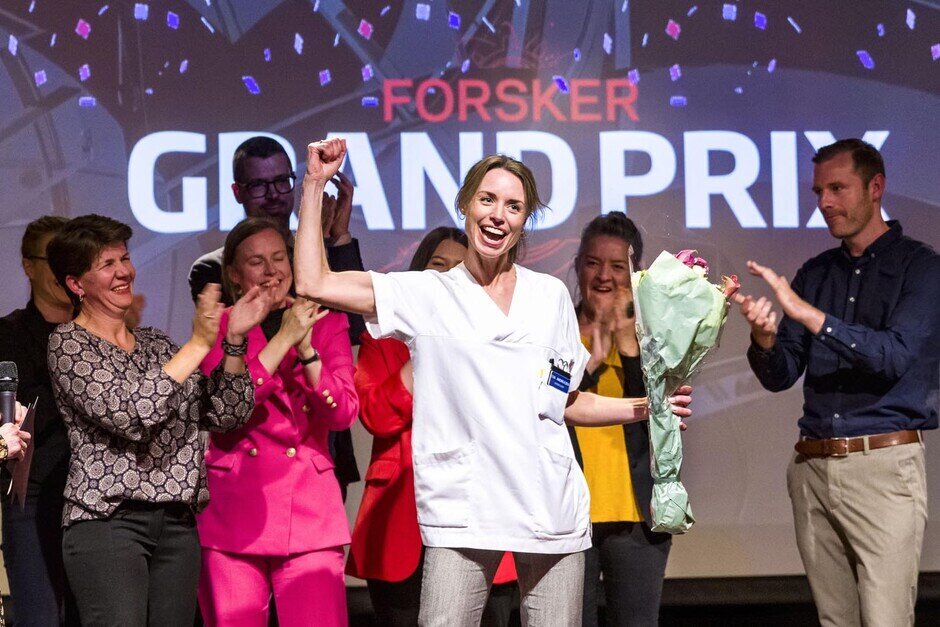 Eva Mari Andreasen, Universitetet i Agder Bildet viser Eva Mari Andreasen som jubler.