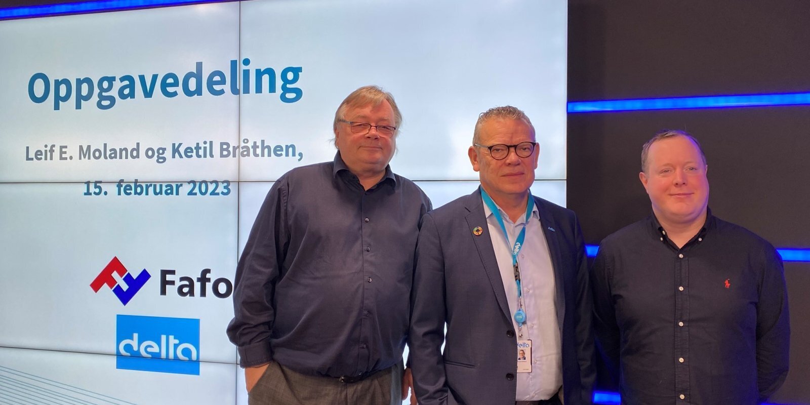 Bildet viser seniorforsker Leif Moland (t.v.) , Delta-leder Trond Ellefsen og forsker Ketil Bråthen i Deltas TV-studio i forbindelse med presentasjonen av Fafo-rapporten om oppgavedeling. Bildet viser seniorforsker Leif Moland (t.v.) , Delta-leder Trond Ellefsen og forsker Ketil Bråthen i Deltas TV-studio i forbindelse med presentasjonen av Fafo-rapporten om oppgavedeling.