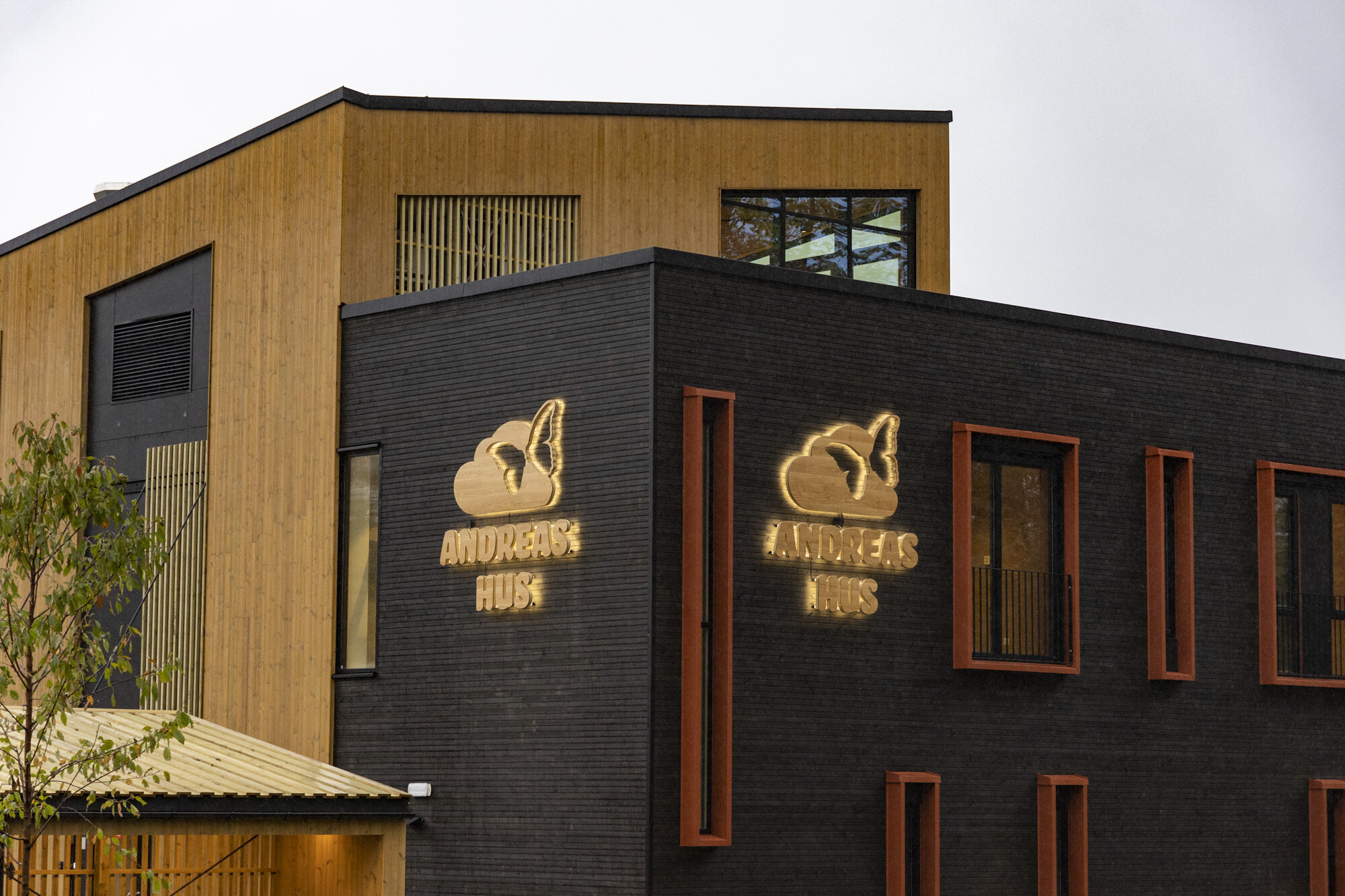 Bildet viser Andreas hus i Kristiansand fra utsiden Bildet viser Andreas hus i Kristiansand fra utsiden