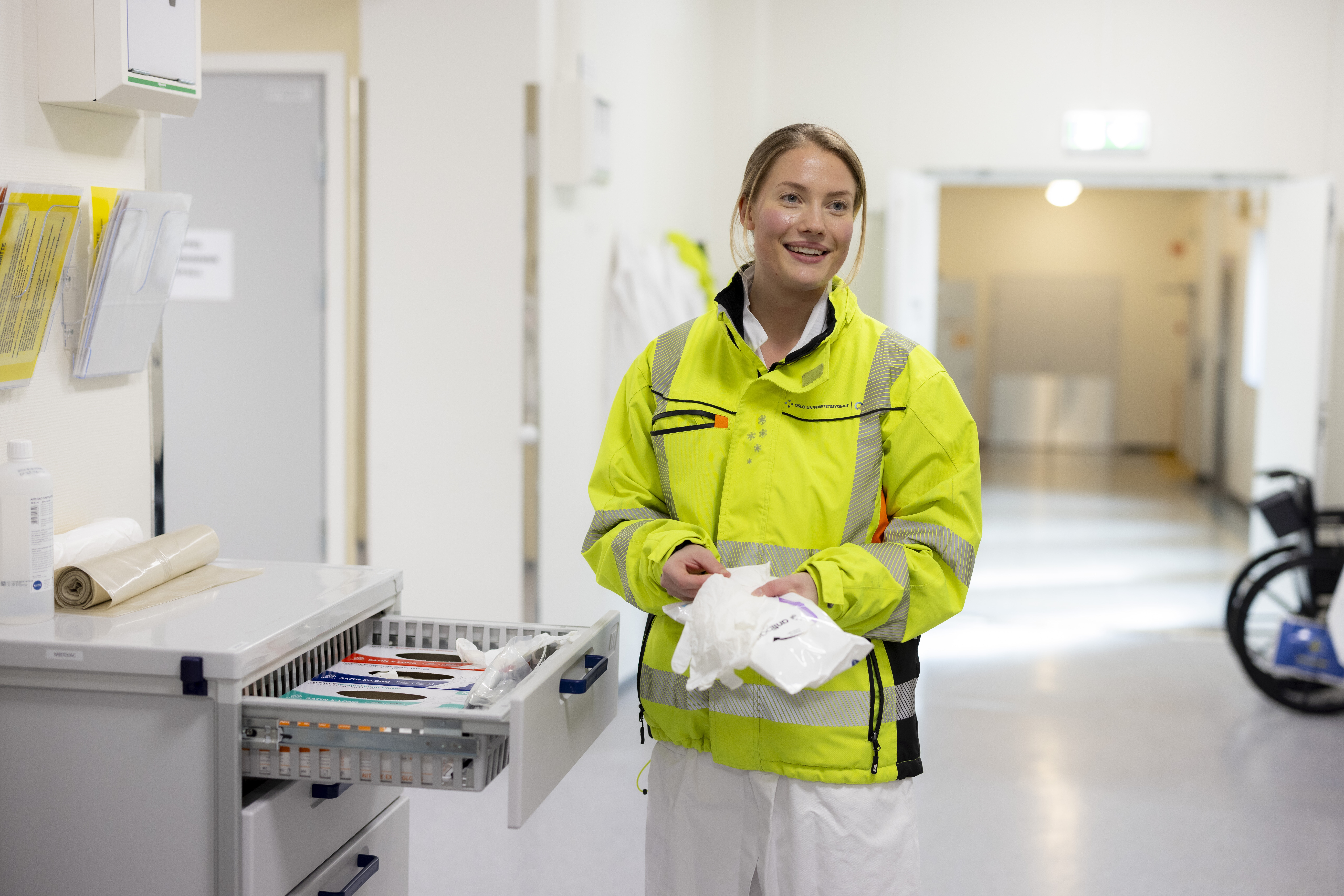 Sykepleier, Medevac Bildet viser Marte Kjønnøy.