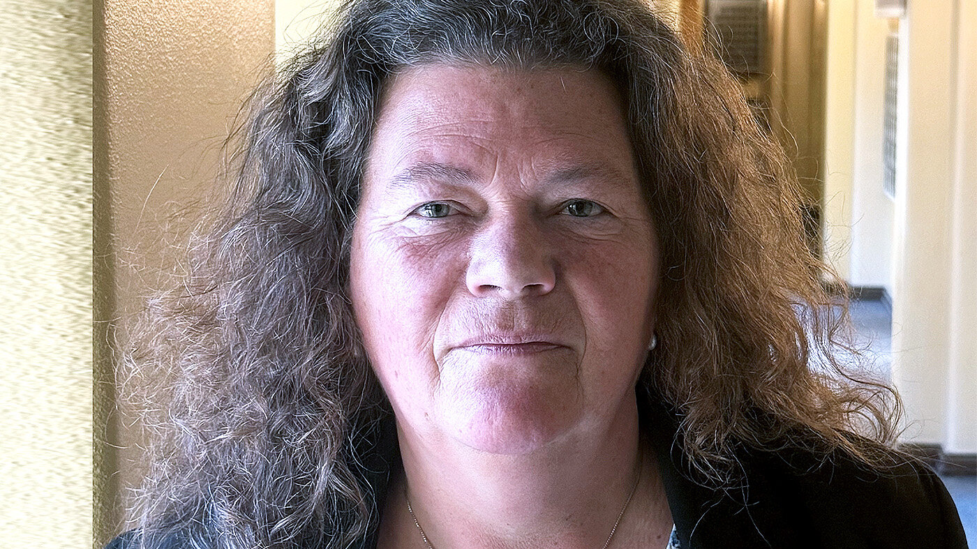 Bildet viser et portrett av Kathy Lie
