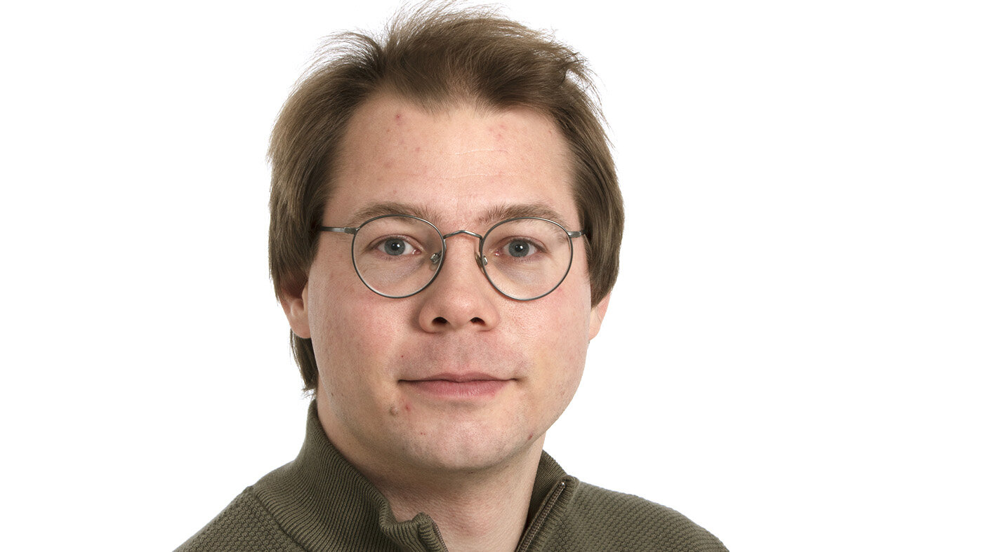 Bildet viser et portrett av Roy Auli Jacobsen