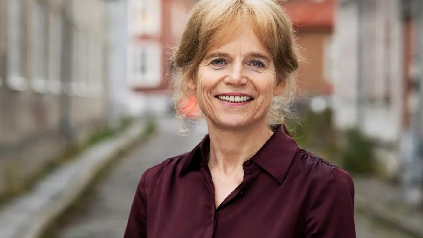Bildet viser et portrett av Berit Tiller