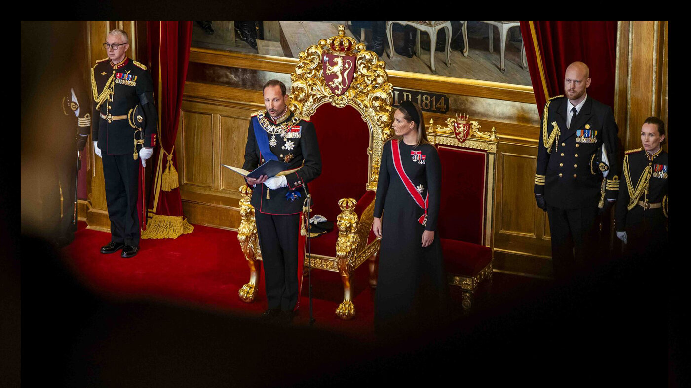 Bilde av Kong Haakons edsavleggelse i Stortinget