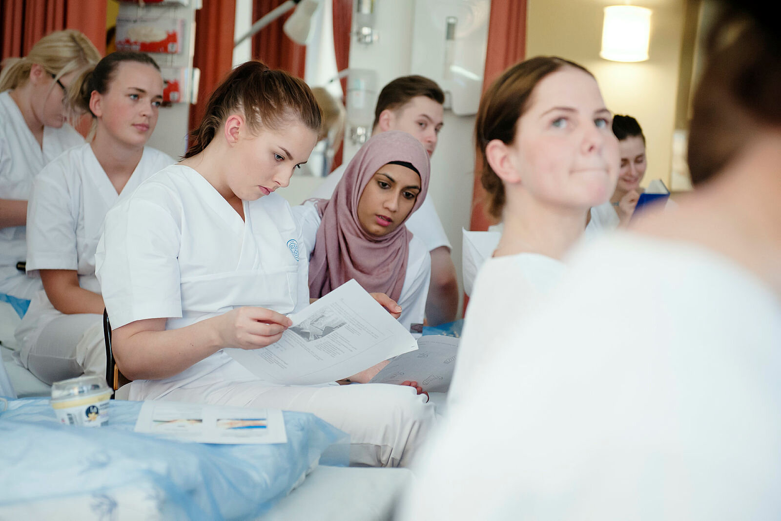 Bildene viser studenter fra Høgskolen i Oslo