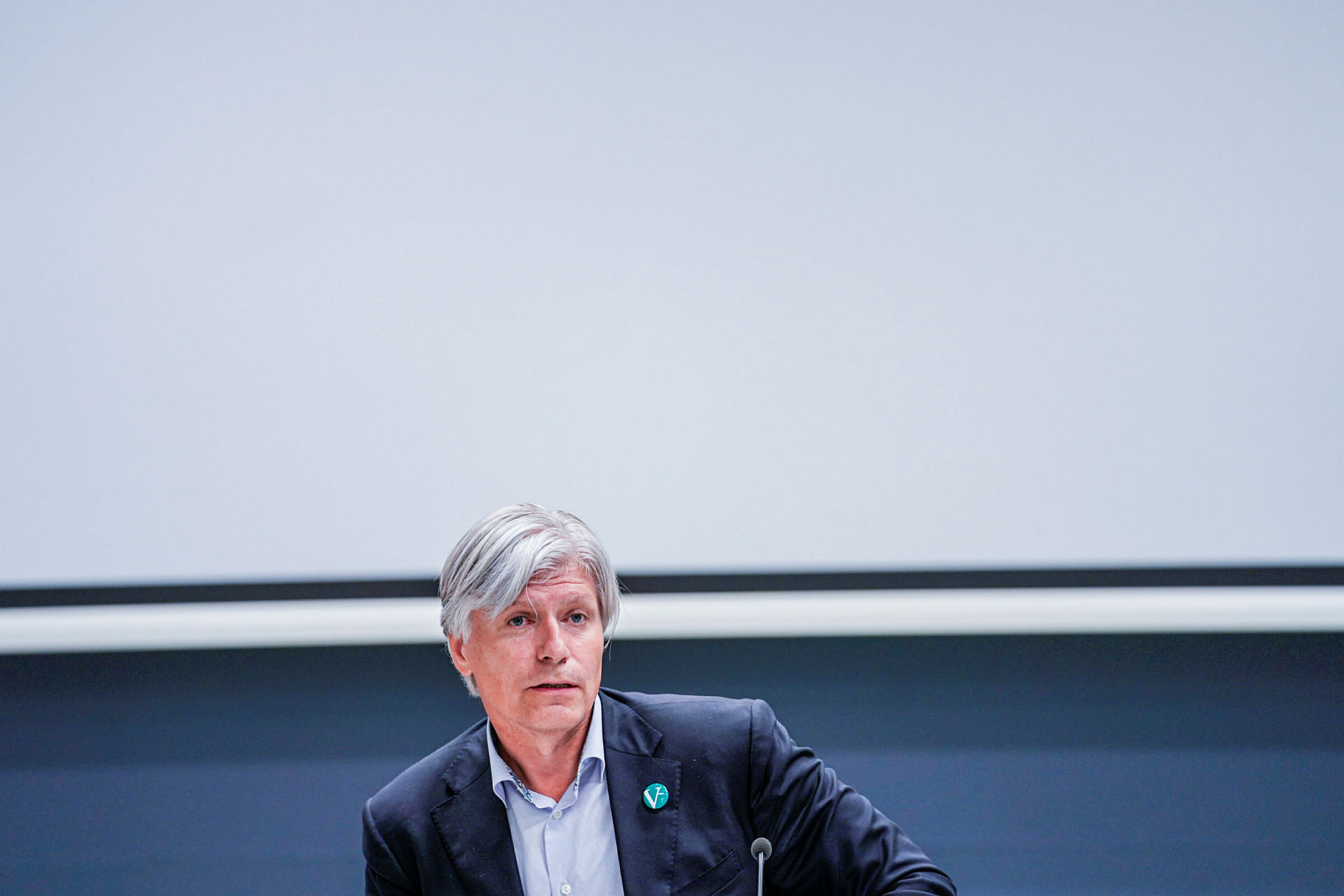 Ola Elvestuen (V)