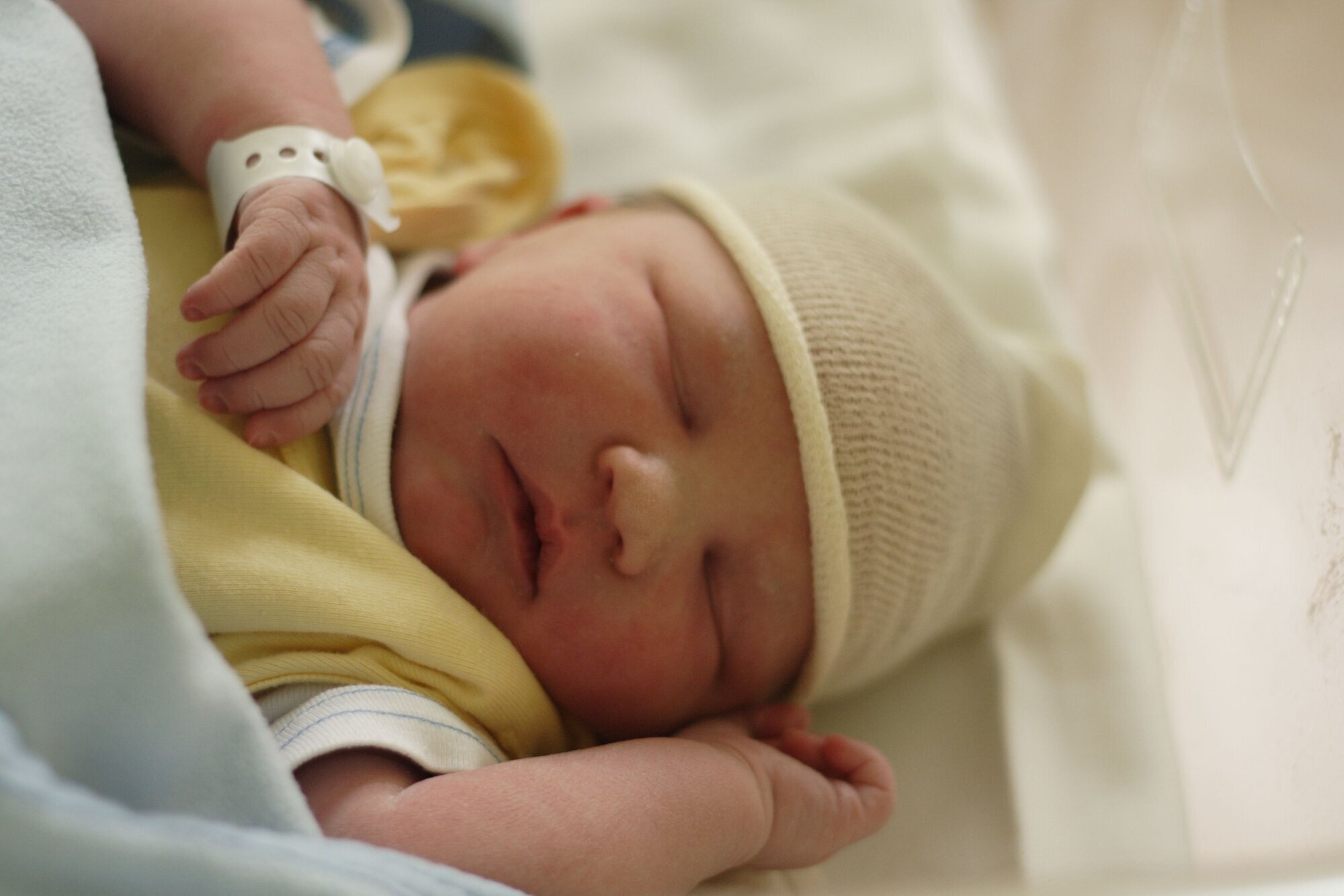 Nyfødt baby Bildet viser en nyfødt baby.