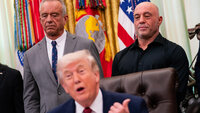 Trump, Kennedy og Rogan Trump, Kennedy og Rogan