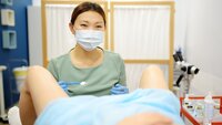 Bildet viser en gynekologisk undersøkelse