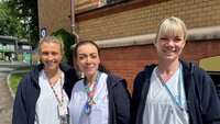 Sykepleiere på barnemedisin Sykepleiere på barnemedisin