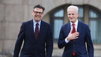 bilde av andy burnham og jonas gahr støre