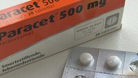 Bildet viser en eske med paracet