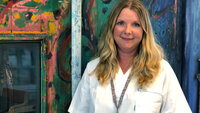 Cathrine Bruaset, sykepleier for barn med epilepsi ved SSE Bildet viser Cathrine Bruaset, sykepleier for barn med epilepsi ved SSE