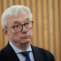 bilde av Riksrevisor Karl Eirik Schjøtt-Pedersen
